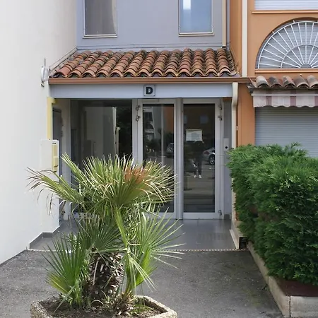 - Le Colisee Agde